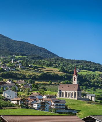 Feldthurns im Sommer